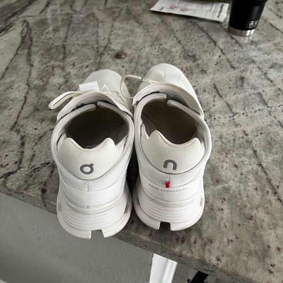 Oncloud shoes - Picture 3 of 4